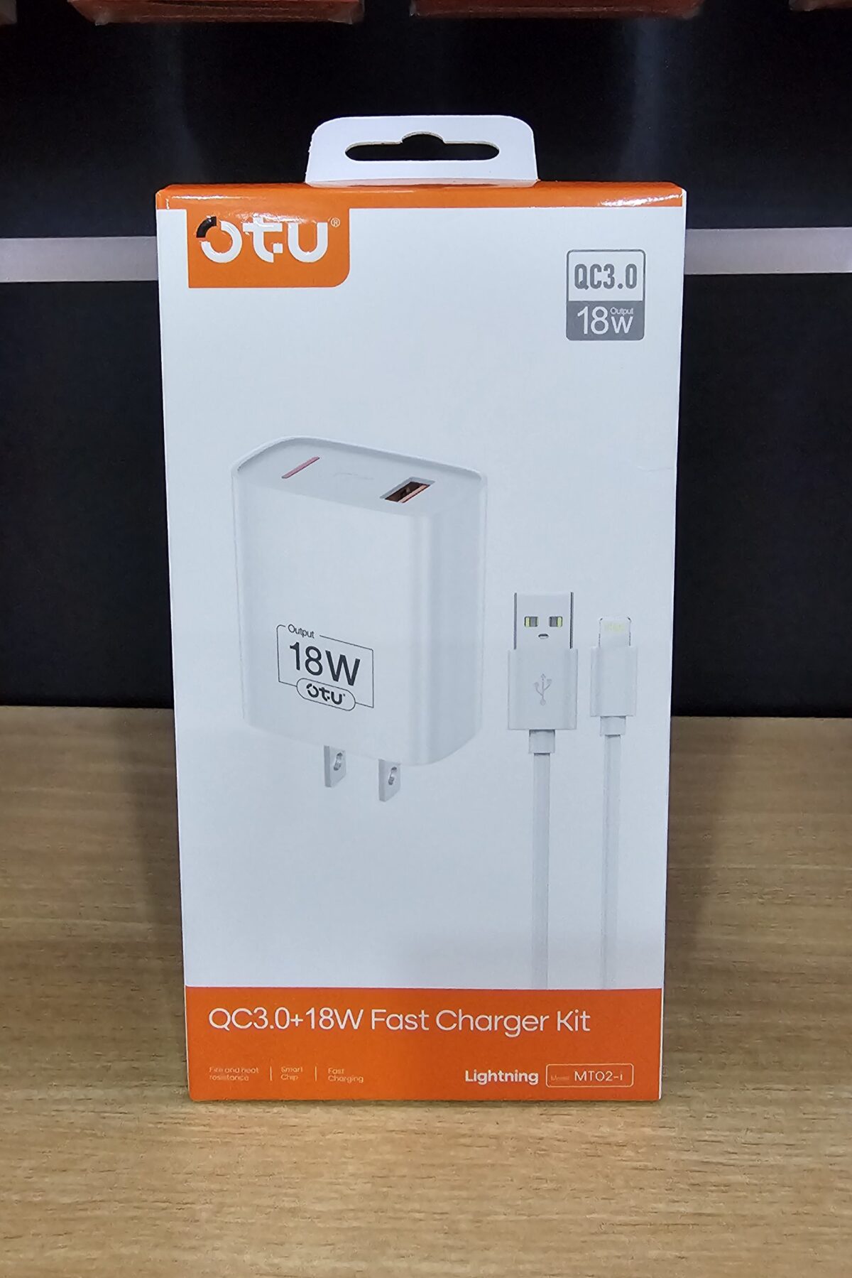 Cargador OTU MT-02 18W - Imagen 4