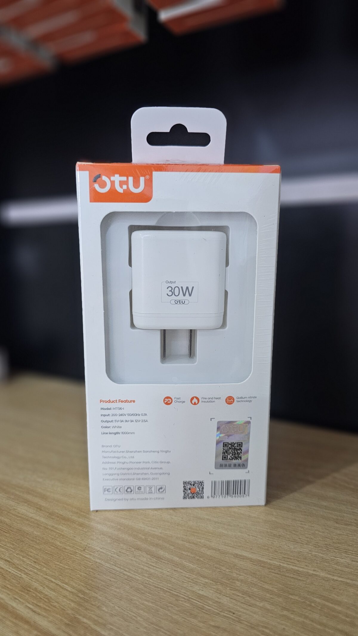 Cargador OTU 30W MT06 - Imagen 3